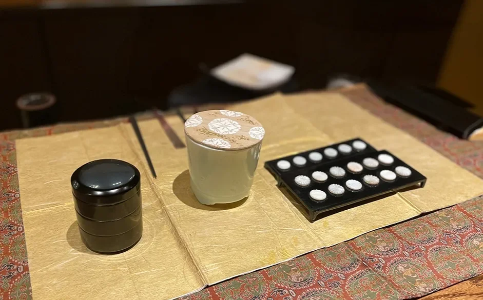 「香の会」- 初歩の香道・歴史を嗜む